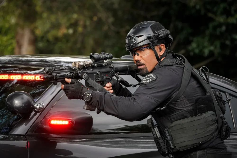 “Good for Nothing” – 20-Squad must leap into action when Yakuza Assassins descend on L.A., targeting a number of mysterious Japanese ex-pats. Meanwhile, Nichelle finds her job on the line at the Inspector General’s office when a colleague accuses her of taking bribes, on S.W.A.T., Friday, March 1 (8:00-9:00 PM, ET/PT) on the CBS Television Network, and streaming on Paramount+ (live and on demand for Paramount+ with SHOWTIME subscribers, or on demand for Paramount+ Essential subscribers the day after the episode airs)*.  Pictured: Shemar Moore as Daniel "Hondo" Harrelson.  Photo: Bill Inoshita / © Sony Pictures Television Inc. All Rights Reserved.
